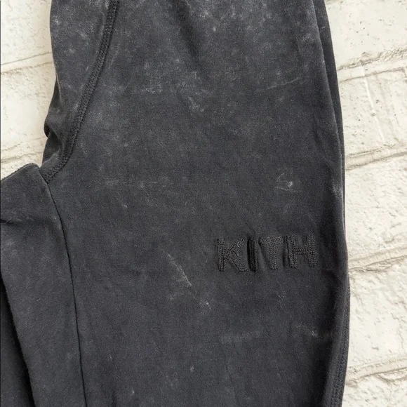 Kith - Picture 3 of 10